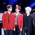 [방탄소년단] <b>흐뭇</b>