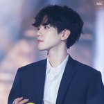 [EXO] 아근데 백현이ㅋㅋ머리 빠글거리게