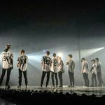 [EXO] #엑소가_빛나듯_너희도빛난<b>단다</b>