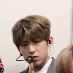 [박우진] <b>참새</b> 손꾸락❤