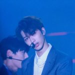 [모두드루와] <b>라이관린</b> 얼굴 변한거같지않아?