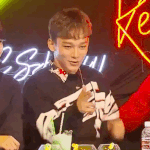 [EXO] 파뤼<b>피플</b> 엑소 보고힘내자
