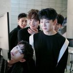 [댓글부탁해] 건성 파데나 쿠션 추천좀 ㅠㅠ