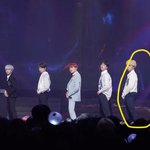 방탄 지민은 <b>몸선</b> 자체가 섹시한듯