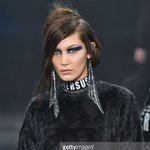 [댓글부탁해] 진짜 <b>벨라</b>하디드는 모델왜하냐씨1발