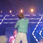 [시우민] 시우민 직찍인데 <b>각선미</b> 쩔어ㅠㅠ