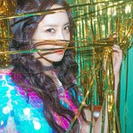 얼굴로 세계<b>평화</b> 女돌