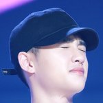 최근 아예 머리 밀어버린 엑소 <b>디오</b>