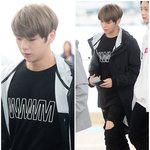 오늘은 <b>시크</b>시크한 강다니엘 공항패션