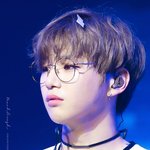 [강다니엘] 171013 얼굴에 <b>속아</b> 덩치를 잊지말자(뉴과질)