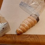 [댓글부탁해] 애들아 너네 <b>초코소라빵</b> 어디부터 먹냐