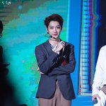 [라이관린] 다리가 이렇게 길어도 될일이야?