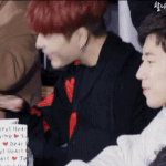 팬싸에서 <b>수화</b>하는 아이돌