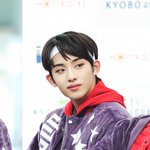 [EXO] <b>에리</b>들 힘내라고 노래불러줄게요