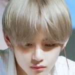 얼굴 그림자 마저도 예술일 남돌