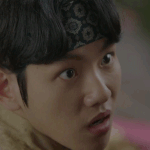 [EXO] 샌드위치<b>사서</b> 학교가는중이당