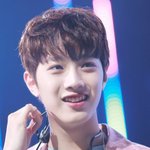 [라이관린] 우리는 인생의 진리와 <b>만물</b>의 진리를 절반을 넘게 통달하였어...