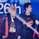 [시우민] <b>조명</b>도 시우민을 알아본다고ㅋㅋ