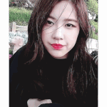 [댓글부탁해] <b>꼬리빗</b>으로 눈 긋는거