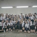 [워너원] 우진이 댄<b>스팀</b>이랑 사진찍은거 뜸