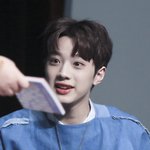 [라이관린] <b>팬</b>콘가고싶다 다들 몇<b>일</b>꺼 티켓팅 할거야??