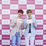 [임영민] 토니<b>몰이</b> 팬싸 기사!!! 댓달러 가자!