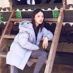 <b>코스모</b>폴리탄 화보속 천우희 롱패딩+_+