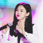 무대 위 <b>상큼</b>이들
