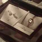 [도움되길] 스몰 웨딩 준비 중이에요~ 반지, 시계 <b>예물</b> 세트 결정했어요!