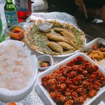 날씨가 좀 <b>쌀쌀</b> 하지만 그래도 아직은 밖에서 한잔 할만하군요