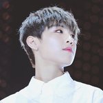 [박우진] 진짜 또 <b>역대급</b> 사진 나왔다 ㄷㄷ
