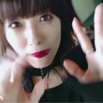 ㅁㅊ애들아 <b>현아</b> 닮지않았어?