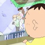 여자 교복 바지 입게 해 준다 <b>vs</b> <b>학교</b>에서 못 입게 한다