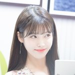 <b>새침</b>데기 ^_^