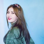 밝은 분위기 <b>전파</b>하는 여돌