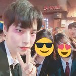 어제 홍대갔다 존잘<b>생남</b>이랑 사진찍었다!!
