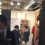 헨리 팬싸가서 보고<b>옴</b>>_<