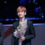 [백현] 백현이 <b>기럭지</b>