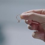 이야.. 수지 귀걸이 진짜이뿌뮤ㅠ