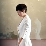 나이가 무색하게 <b>늘씬</b>하다