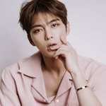 잘생김 떨어지는 남자 김재중 !!