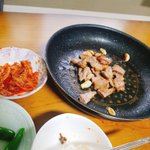 삼겹이아니구 <b>목살</b>이엿네용