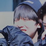 [조언부탁해] <b>검스</b>에 테니스 무슨색이 그나마 어울릴까