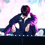 [백현] 백현 이 포즈 진짜 <b>조아</b> ㅠ... (짹펌)