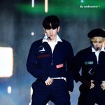 [백현] 백현이 <b>기럭지</b>