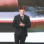 [백현] 백현이의 넘 완벽한 <b>기럭지</b>