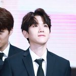 [EXO] 뜨아아아)) 시상식백현 넘 판타지야