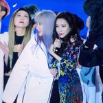 +)오늘자 드콘 핵설레는 동갑내기 친목(하니,선미)