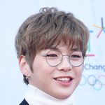 [댓글부탁해] 솔직히 개못생겼는데 얼굴 <b>찬양</b> 쩌는 아이돌