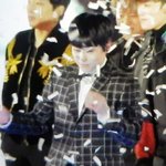 [시우민] 시우민 <b>공격</b>당하다